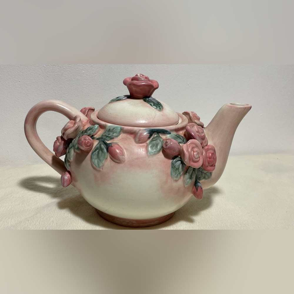 Burton & Burton Lovely Roses Teapot Pink Rosebuds Floral Ornate 2005